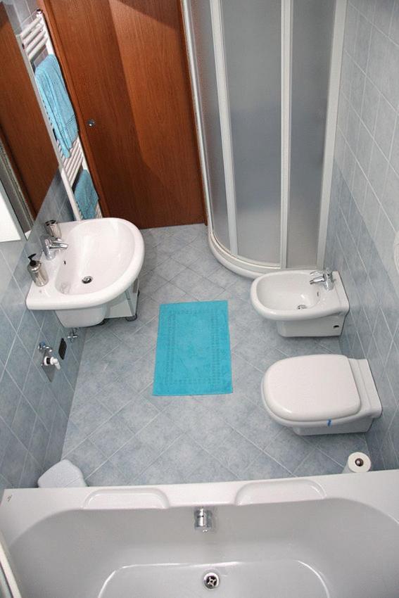 Cozy Lake Como Apartments Valmadrera Luaran gambar