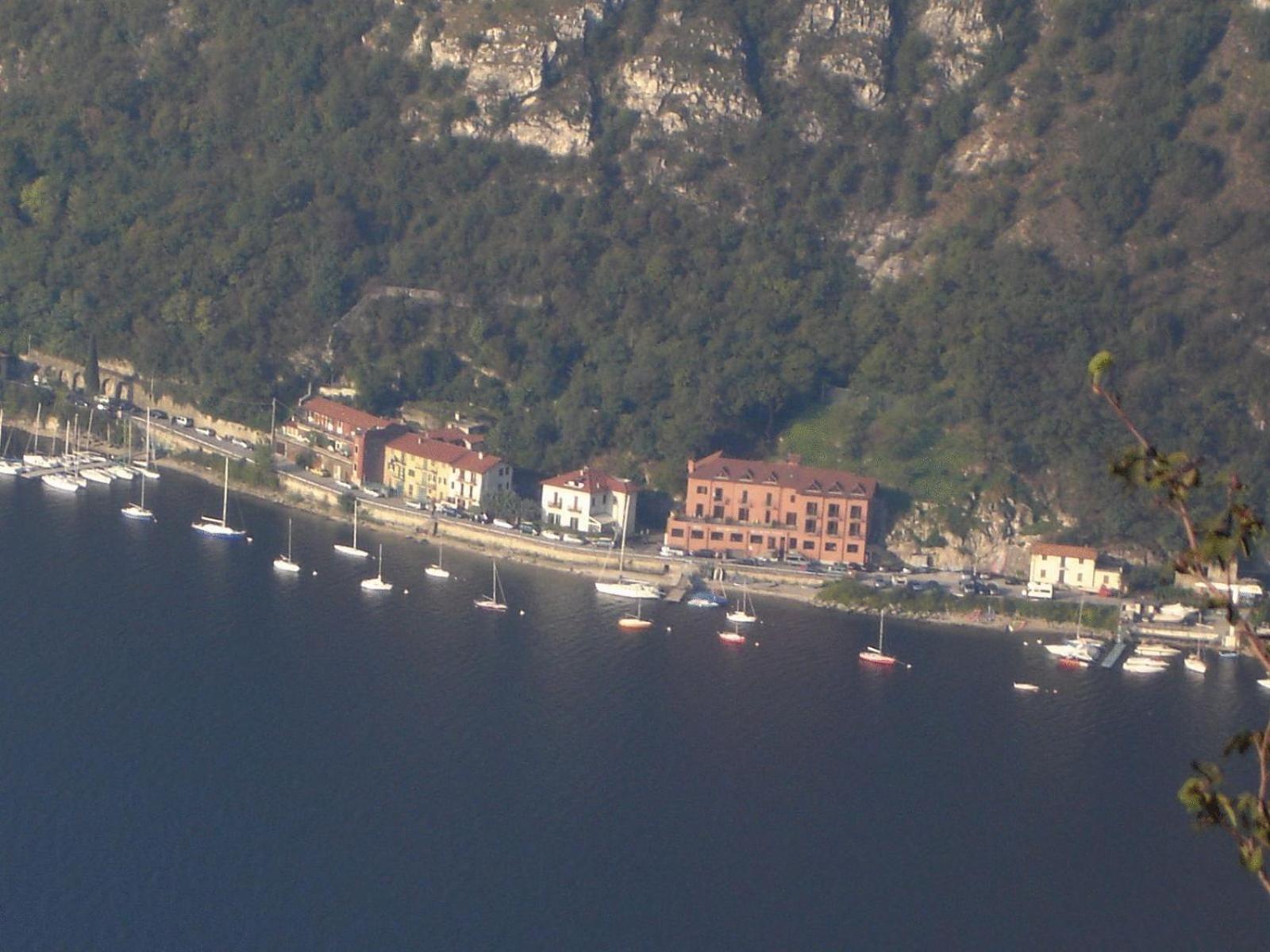 Cozy Lake Como Apartments Valmadrera Luaran gambar