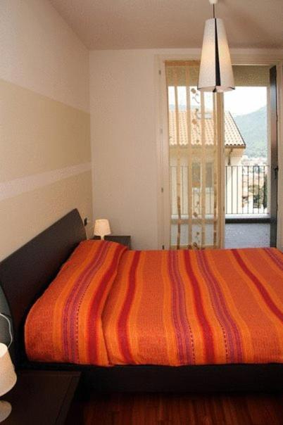 Cozy Lake Como Apartments Valmadrera Luaran gambar