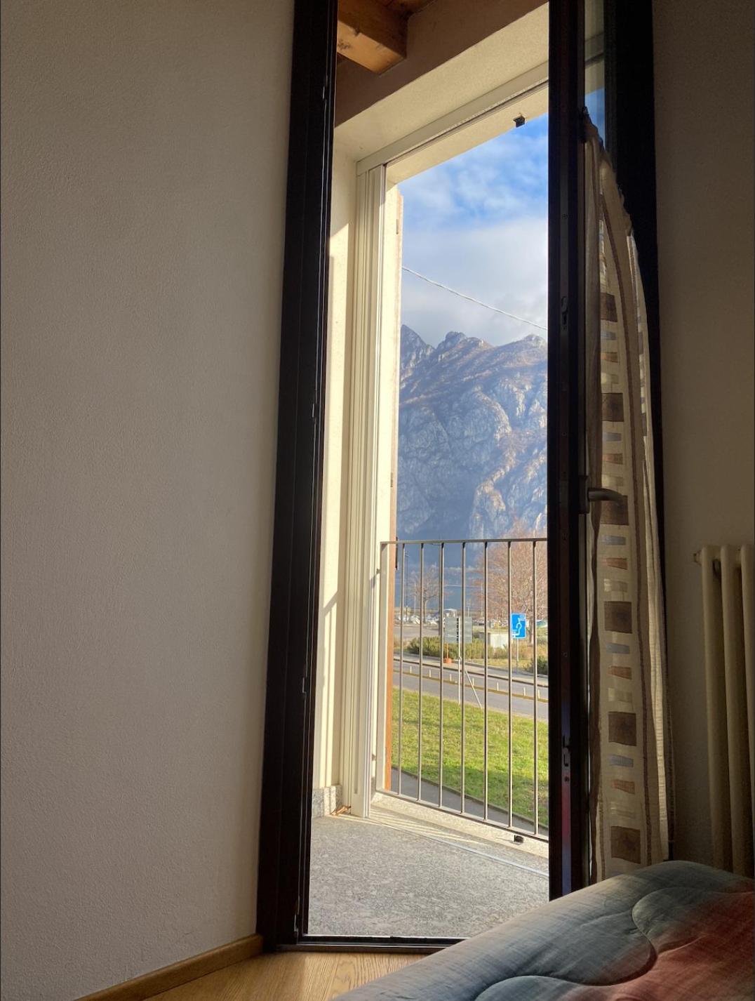 Cozy Lake Como Apartments Valmadrera Luaran gambar