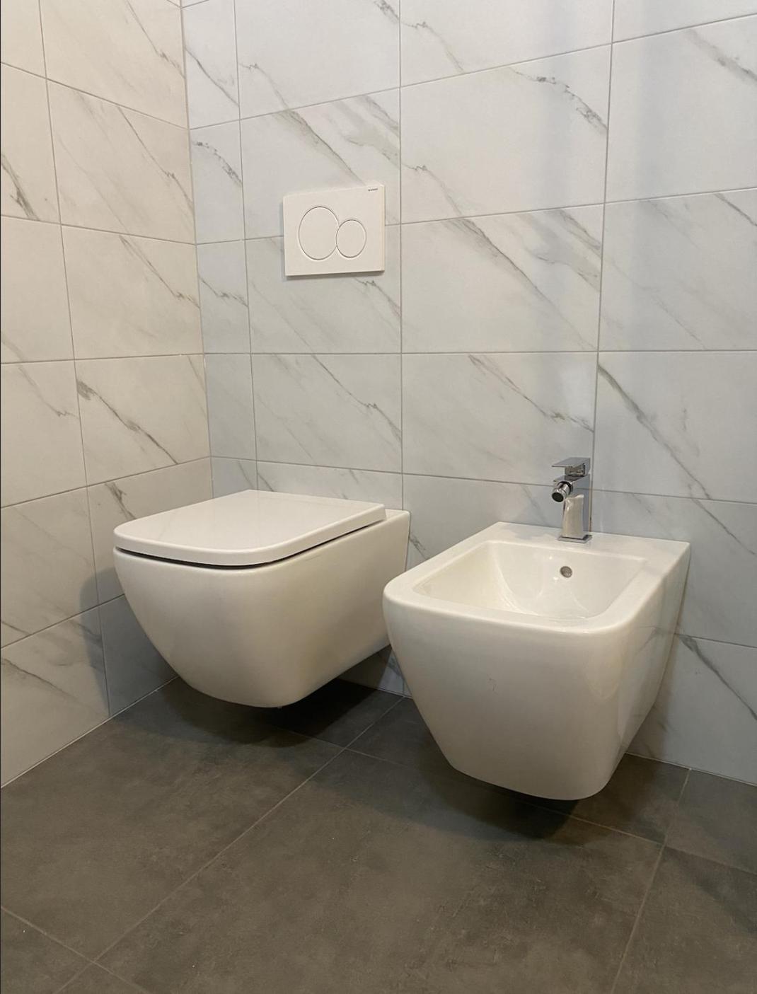Cozy Lake Como Apartments Valmadrera Luaran gambar