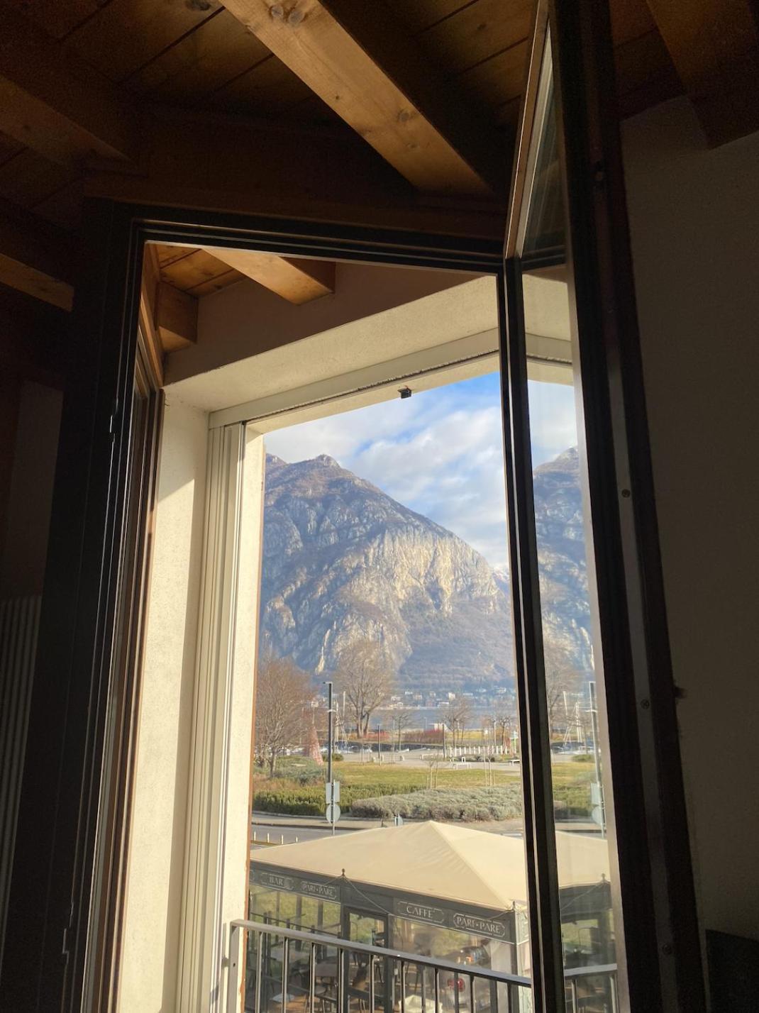 Cozy Lake Como Apartments Valmadrera Luaran gambar